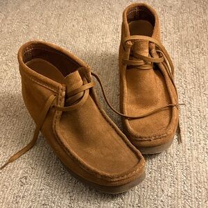 Clarks Wallabees Chukka Boots